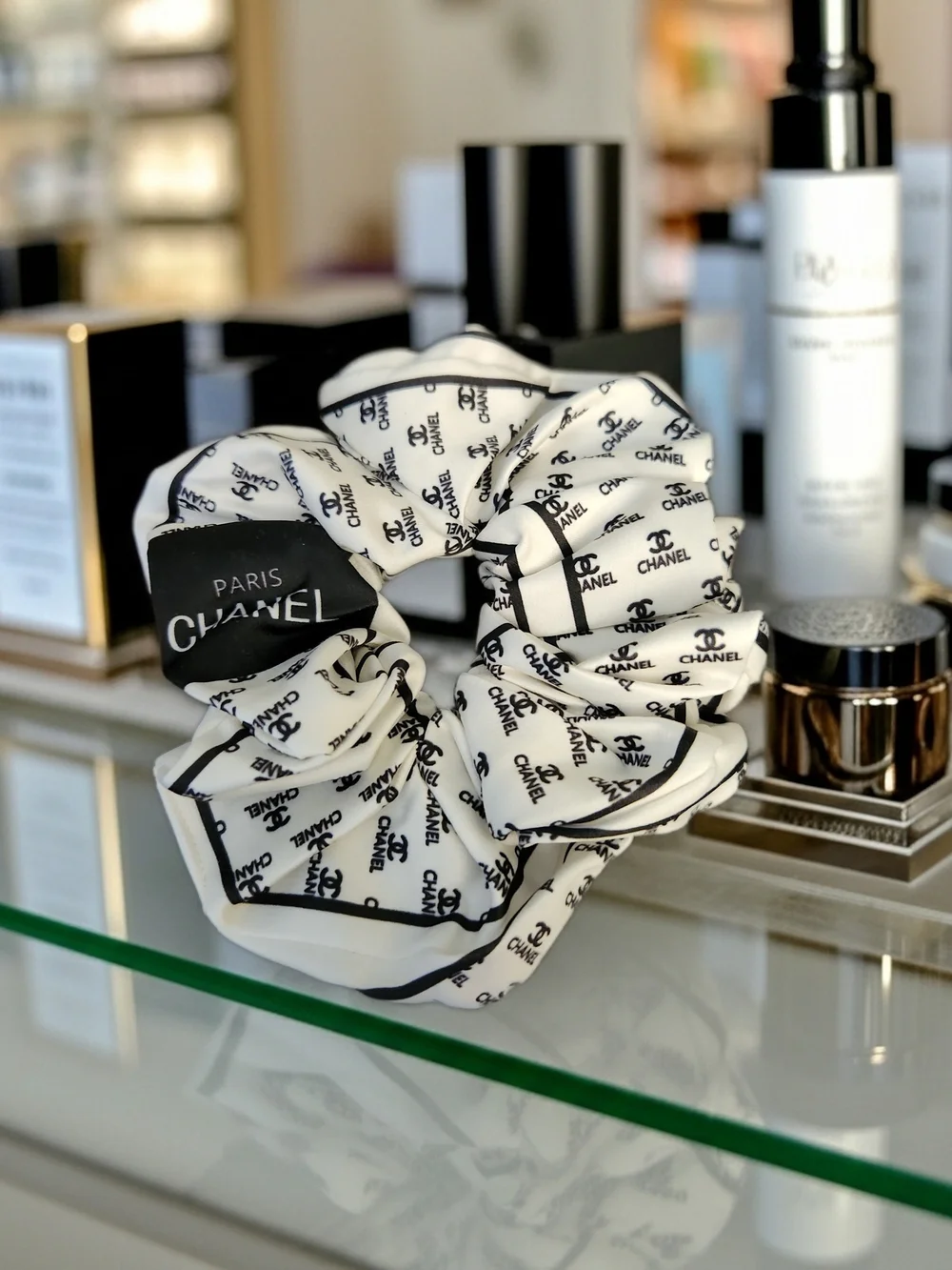CHANEL Black Hair 4